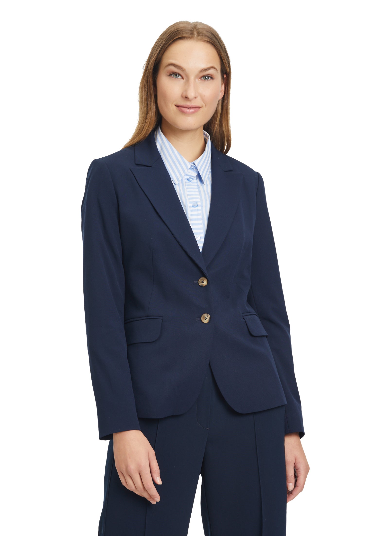 Taillierter Blazer mit Pattentaschen