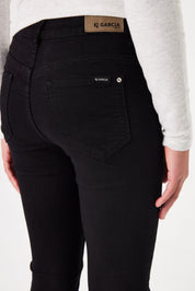 Jeans mit ausgestelltem Bein - 9421 - Schwarz